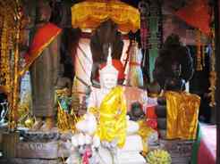 Le Prasat Banon_Temple_Battambang