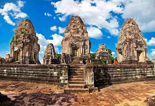 Au sein de l'actuelle parc archéologique d'Angkor le Mebon oriental, son histoire