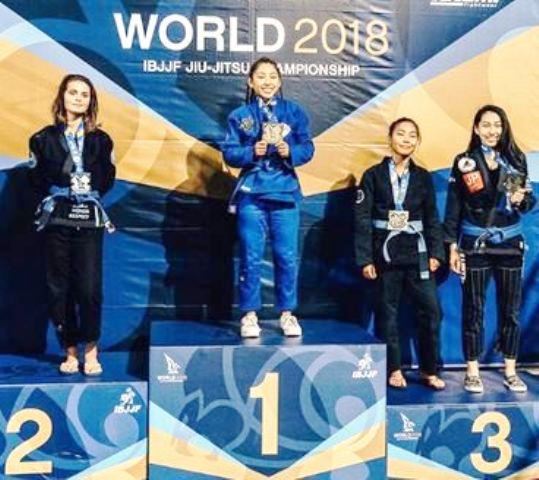 58 4 médailles d'or pour Jessa Khan au jujitsu aux Jeux Asiatiques