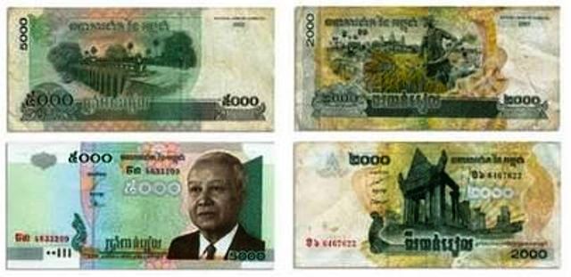 76 Les monnaies au Cambodge, riels et dollars américain
